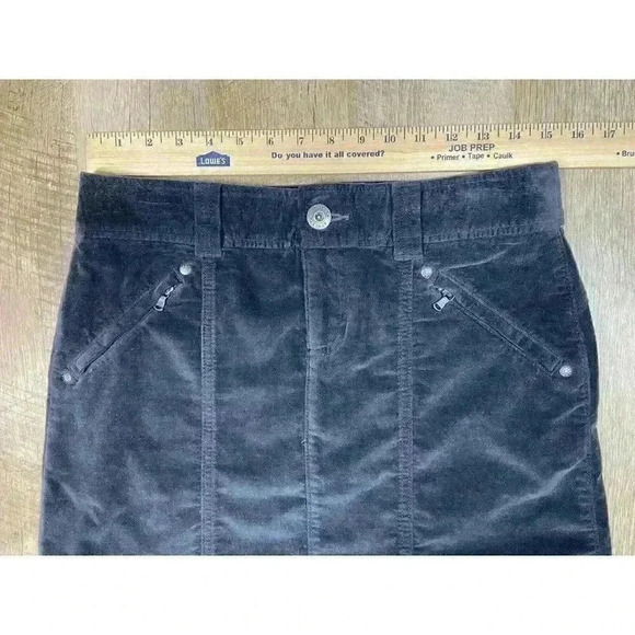 ATHLETA Skirt Womens 4 Roseville Flint Dark Gray Velvet Outdoor Zip Pockets - Picture 9 of 11